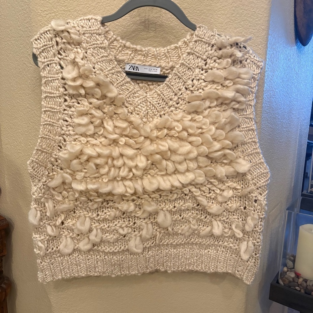 Zara Ivory Wool Popcorn Knit Textured Sleeveless Knit Sweater Vest Size Medium